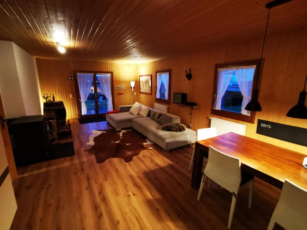 Bb19 Eifel-Ferienhaus Am Moseltal Mit Saunahaus Beuren  Екстериор снимка