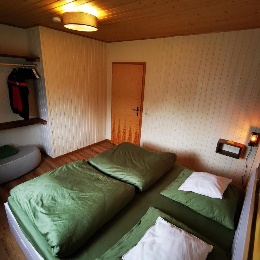 Bb19 Eifel-Ferienhaus Am Moseltal Mit Saunahaus Beuren  Екстериор снимка