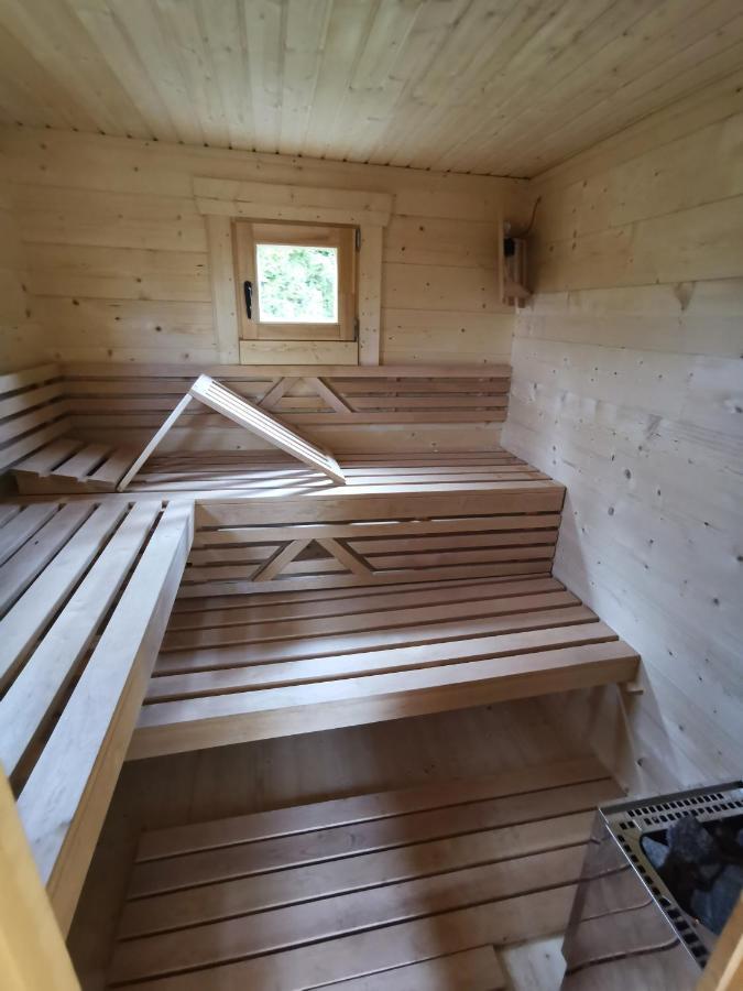 Bb19 Eifel-Ferienhaus Am Moseltal Mit Saunahaus Beuren  Екстериор снимка